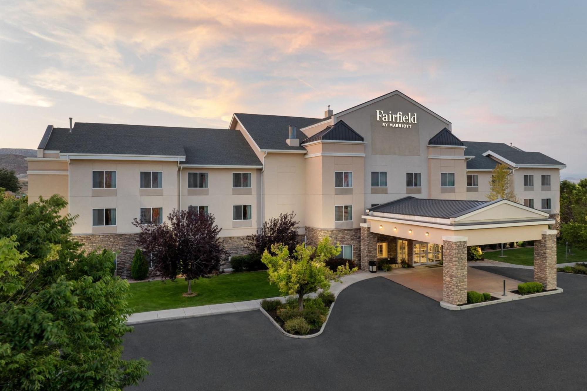 Fairfield Inn & Suites Ричфилд Экстерьер фото